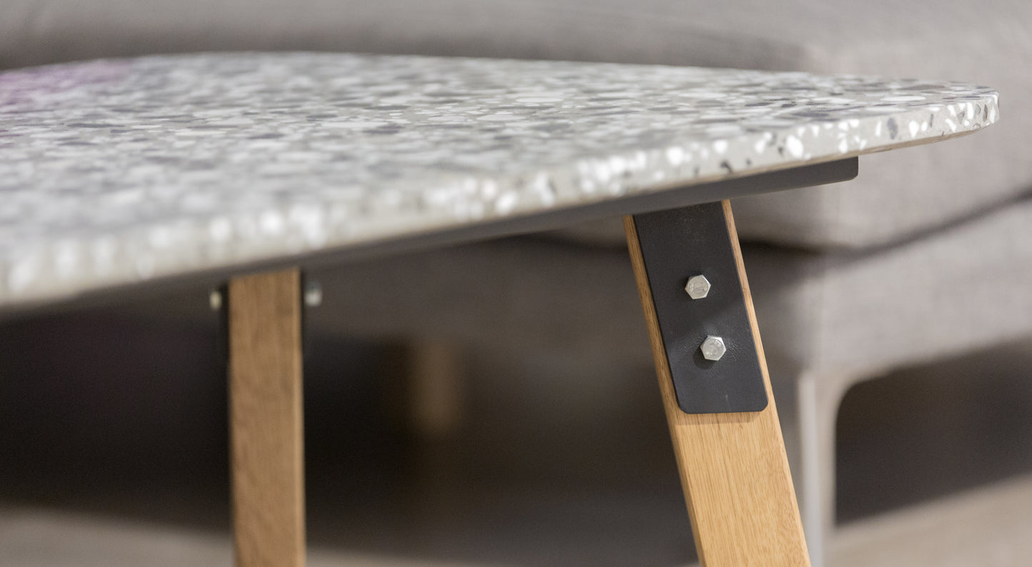 Terrazzo konferenčný stolík 70x100cm