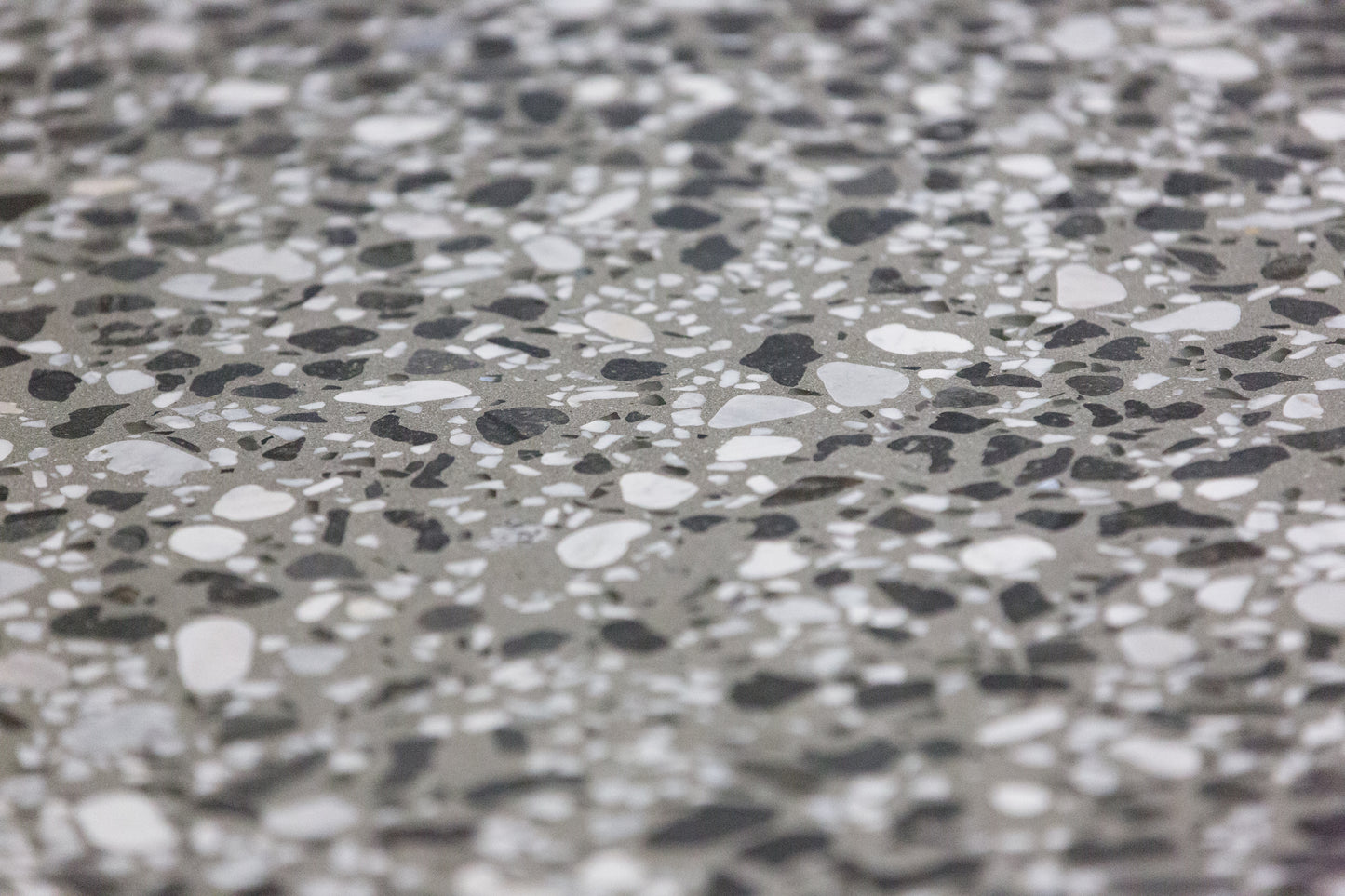 Jedálenský stôl terrazzo 170 x 90 cm