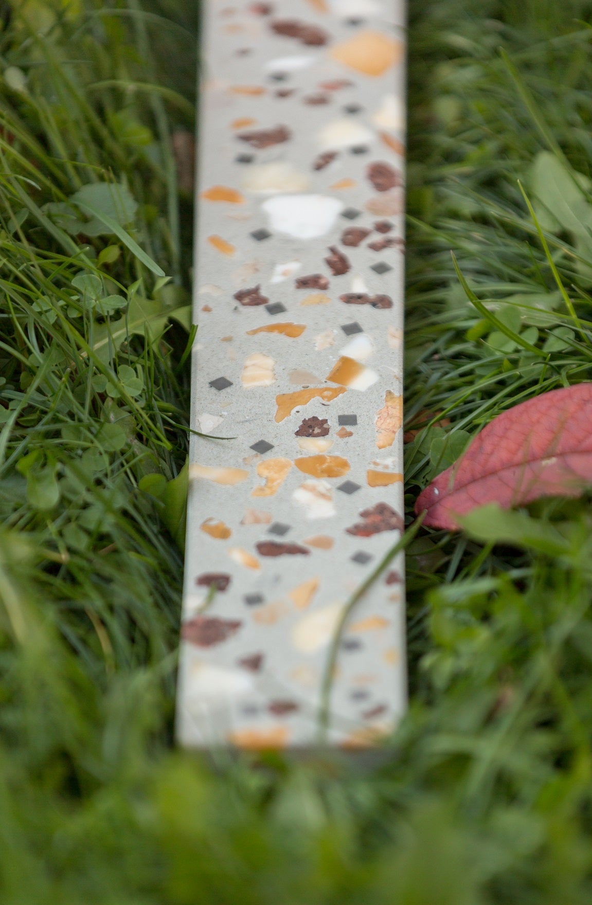 BetelArt Terrazzo Magnetický držiak na nože Beige/Cappuchino